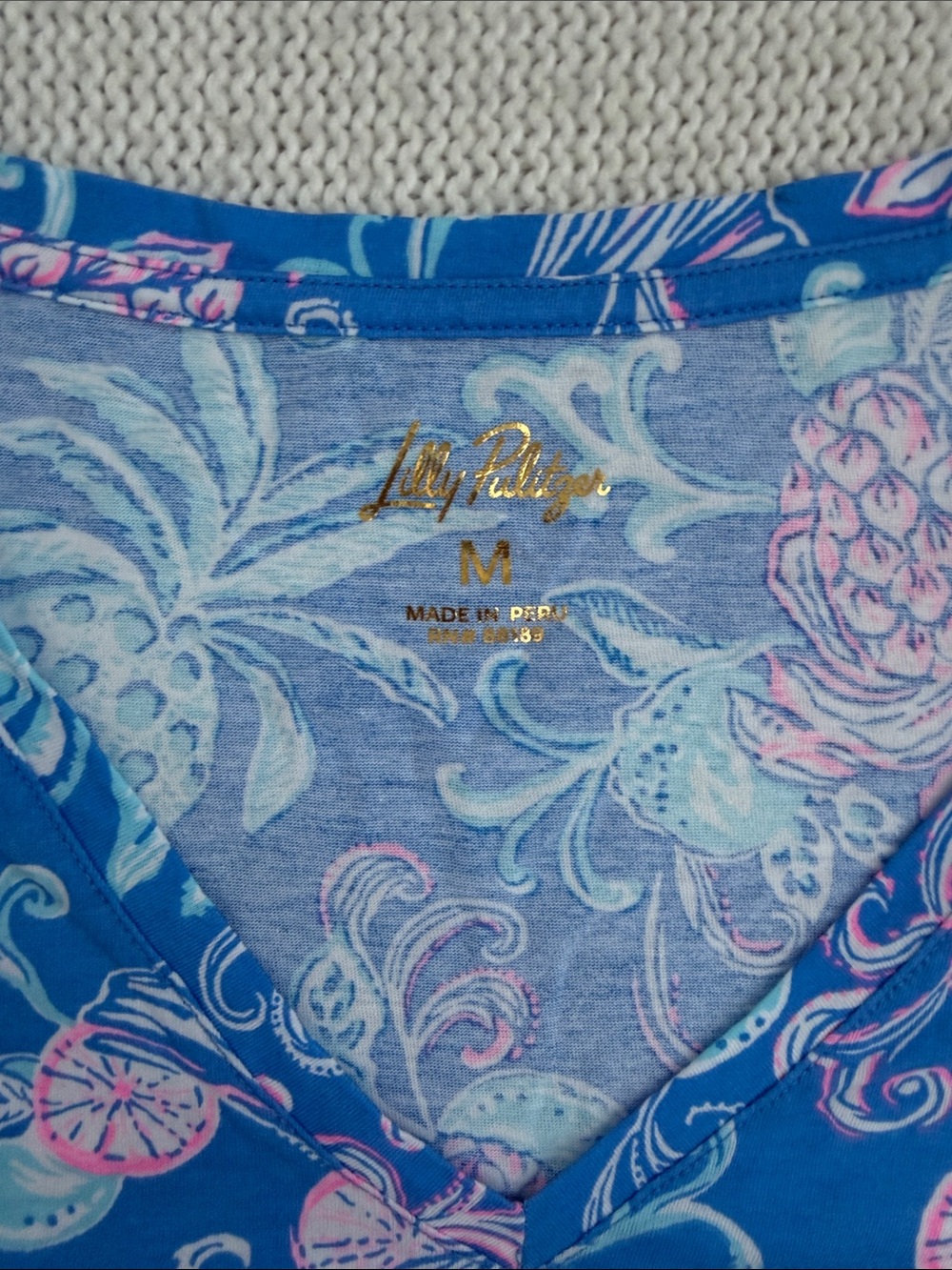 Lilly Pulitzer Meredith Short Sleeve Tee in Sunwashed Blue Citrus Crush Size Med - Picture 3 of 9